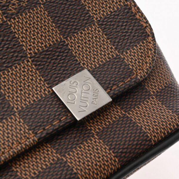 ik 00 0629487 11 Louis Vuitton District PM Shoulder Bag Damier Canvas Brown