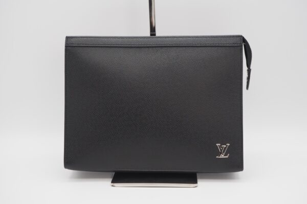 imgrc0082316857 Louis Vuitton Pochette Voyage MM Taiga Clutch Bag Black