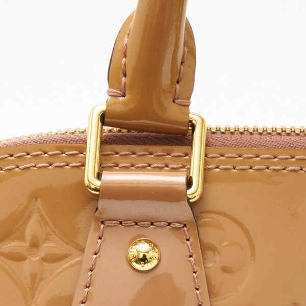 imgrc0083086853 Louis Vuitton Alma PM Vernis Patent Leather Beige