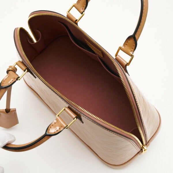 imgrc0083086855 Louis Vuitton Alma PM Vernis Patent Leather Beige