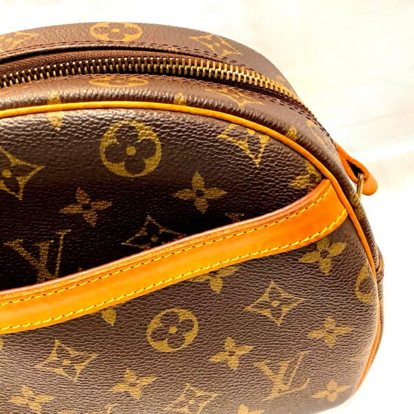 imgrc0084311958 Louis Vuitton Blois Crossbody Shoulder Monogram