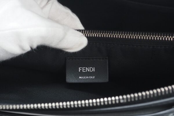 imgrc0084955676 Fendi Visible Large 2way Shoulder Bag Black