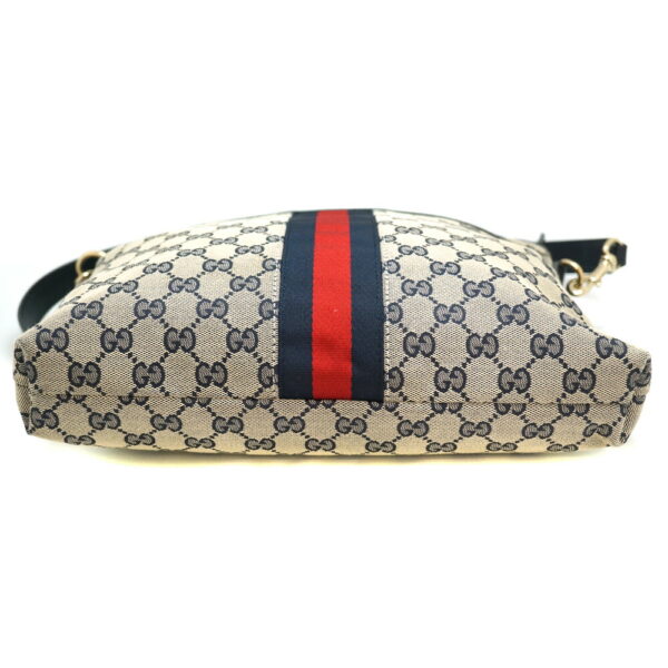 imgrc0085231132 Gucci Shoulder Bag GG Canvas GG Supreme