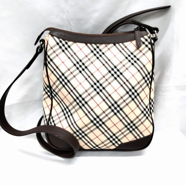 imgrc0086111843 Burberry Nova Check Shoulder Bag Nylon Leather