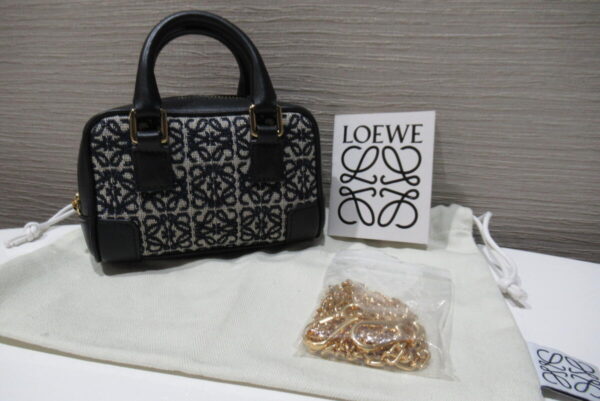 imgrc0087269731 Loewe Amazona Nano Mini Chain Bag Navy