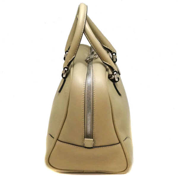 imgrc0087375176 Loewe Amazona 75 Leather Handbag Beige