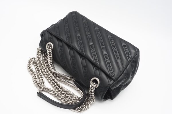 imgrc0088938195 Balenciaga BB Round Chain Leather Shoulder Bag Black