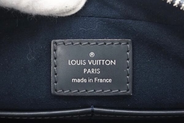 imgrc0089248697 Louis Vuitton Epi Neo Hoche Bag Blue Nuit