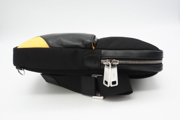 imgrc0089353295 Fendi Bugs Eye Body Bag Black Yellow