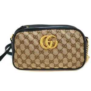 imgrc0092646622 Gucci GG Wool Waist Bag