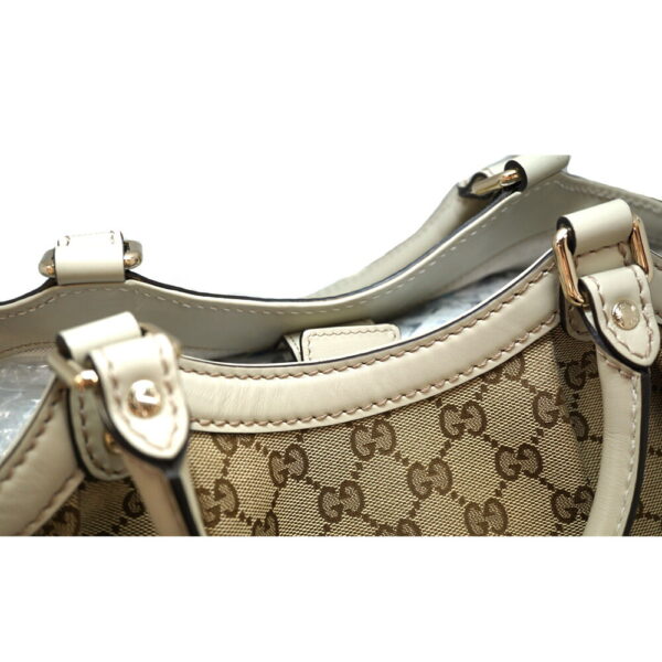 imgrc0092853010 Gucci Handbag GG Canvas Ivory