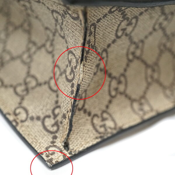 imgrc0095390712 Gucci Tote Bag Bee GG Supreme