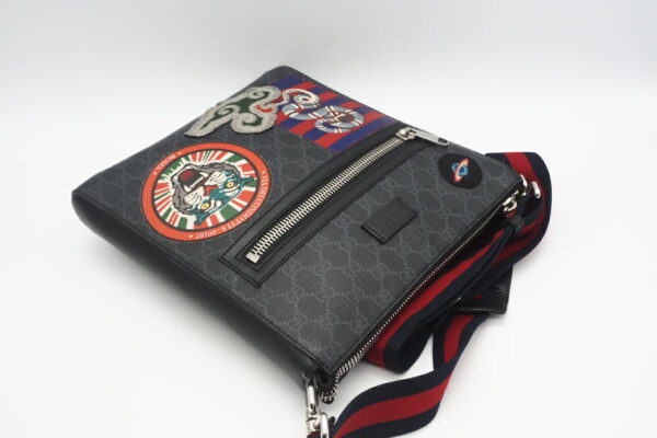 imgrc0095415777 Gucci GG Supreme Patch Messenger Shoulder Bag Black Multicolor