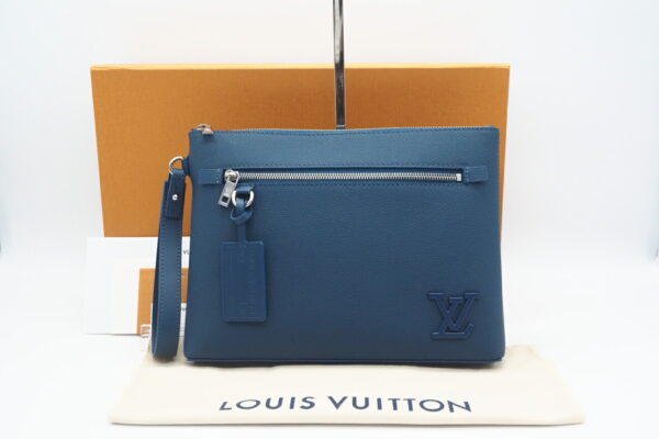 imgrc0095816839 Louis Vuitton LV Aerogram Takeoff Pouch Clutch Bag Blue