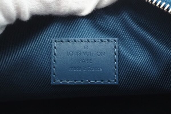 imgrc0095816849 Louis Vuitton LV Aerogram Takeoff Pouch Clutch Bag Blue