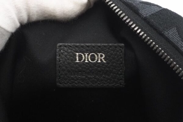 imgrc0095921331 Dior Maxi Oblique Jacquard Pouch Black Gray