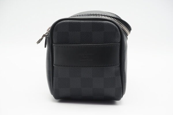 imgrc0096291709 Louis Vuitton Damier Graphite Toilette Pouch Black Gray