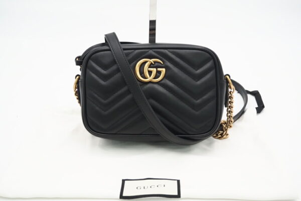 imgrc0096489615 Gucci GG Marmont Quilted Mini Shoulder Bag Black