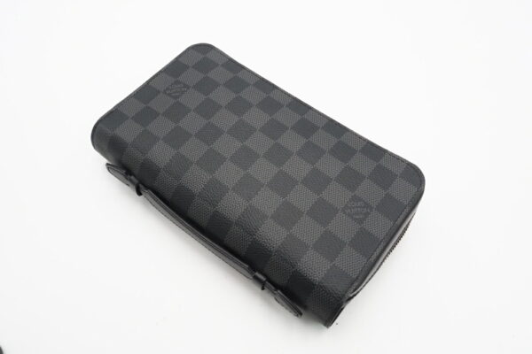 imgrc0096489688 Louis Vuitton Damier Graphite Zippy XL Travel Case Black Gray