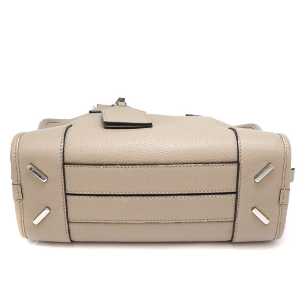 imgrc0097075755 Loewe Amazona 23 Handbag Greige Beige