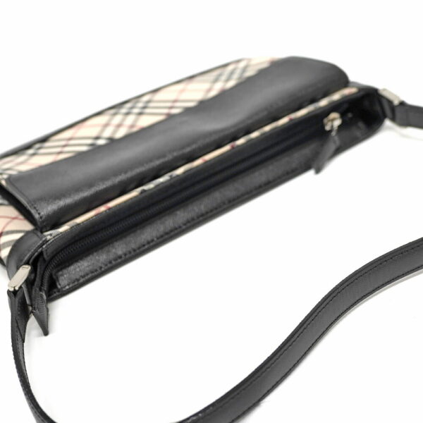 imgrc0097834179 Burberry Nova Check Shoulder Bag