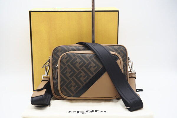 imgrc0098669742 Fendi Cam Camera Case Duo Shoulder Bag Brown Beige