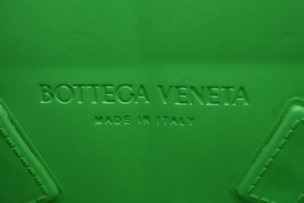 imgrc0098893459 Bottega Veneta Arco Paraquito Rubber Tote Bag Green