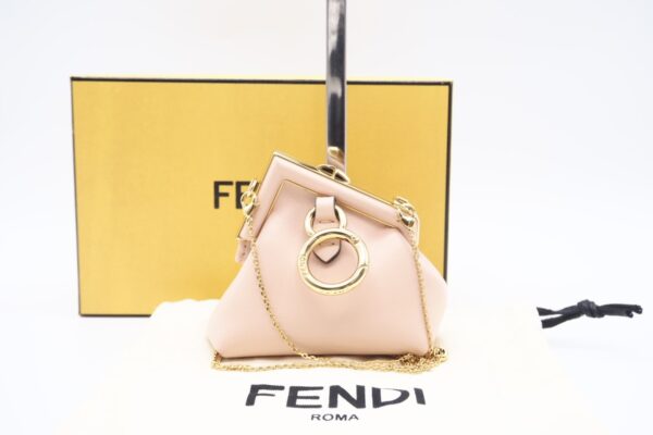 imgrc0098893497 Fendi Nano Charm Leather Coin Case Pink