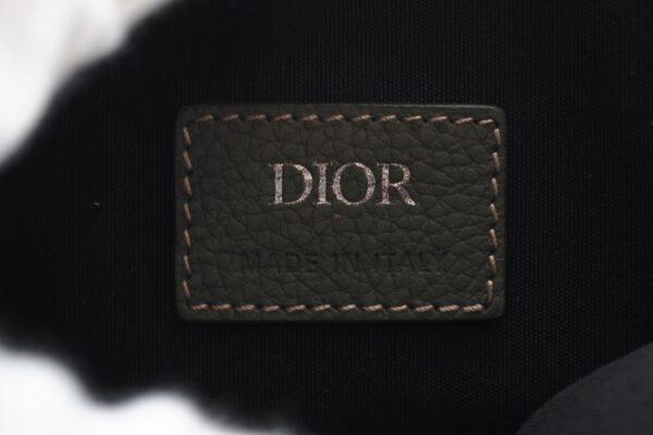 imgrc0099039212 Dior Leather Saddle Body Bag Khaki