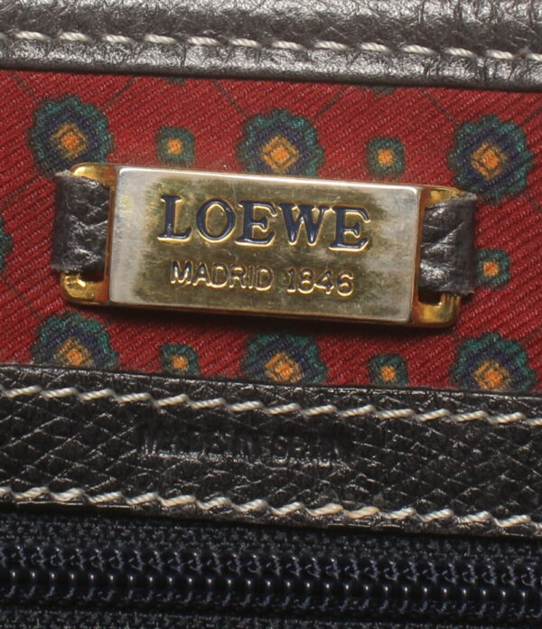 imgrc0100444280 Loewe Shoulder Bag Crossbody