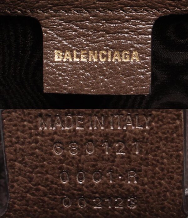 imgrc0100756611 Balenciaga Leather Shoulder Bag