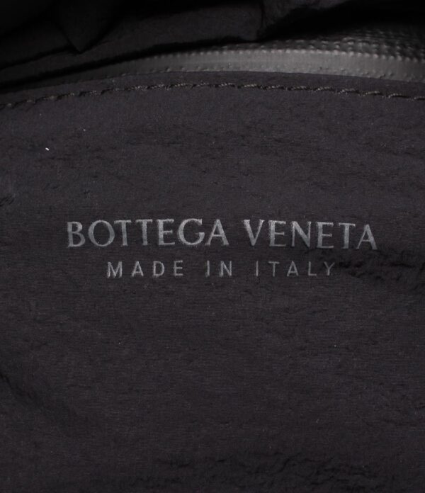 imgrc0100758858 Bottega Veneta Leather Body Bag