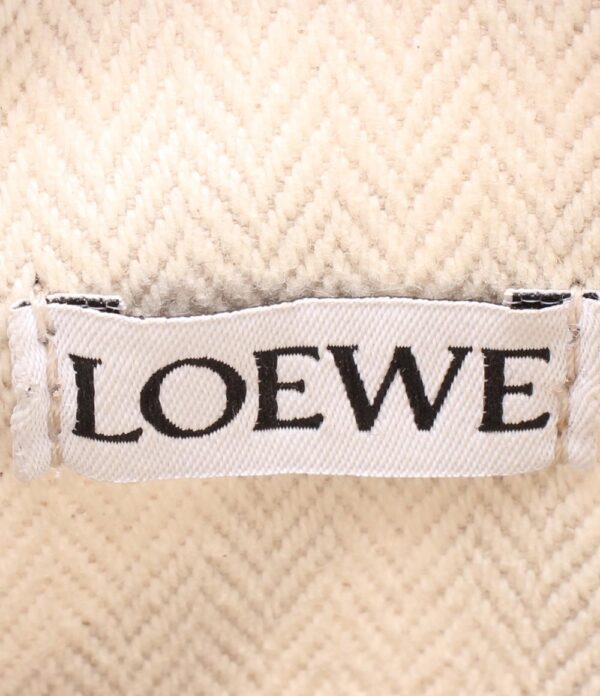 imgrc0100759095 Loewe Shoulder Bag Pochette