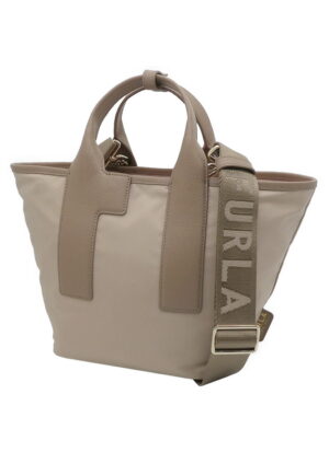 imgrc0105044815 Gucci GG Canvas Abbey Tote Bag Beige