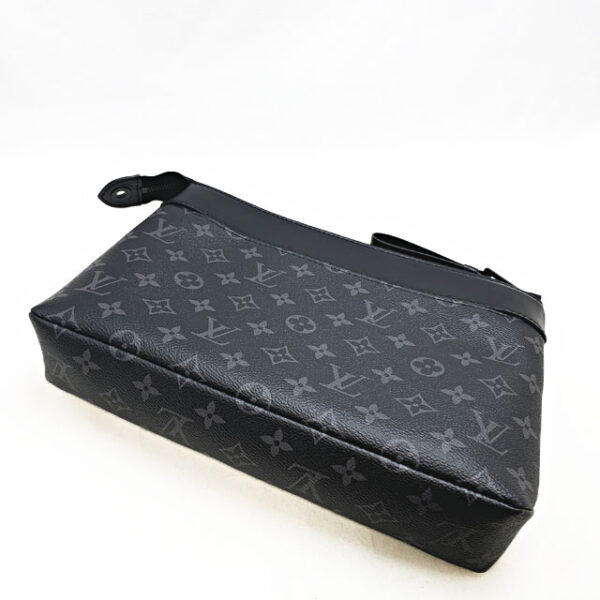 imgrc0107022934 Louis Vuitton Pochette Voyage Souple Monogram Eclipse