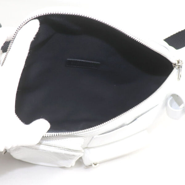 k23 3868 1 3871 Balenciaga Super Busy Belt Pack Body Bag White