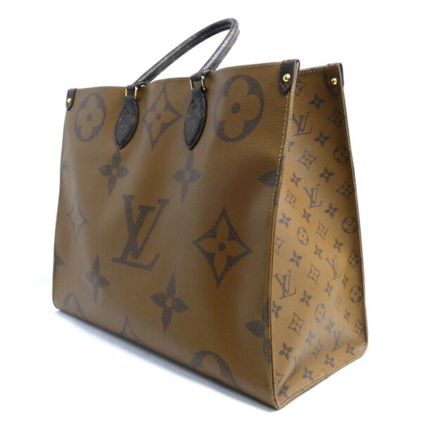 k24 418 1 2 Louis Vuitton On the Go GM Tote Bag Monogram Giant Reverse