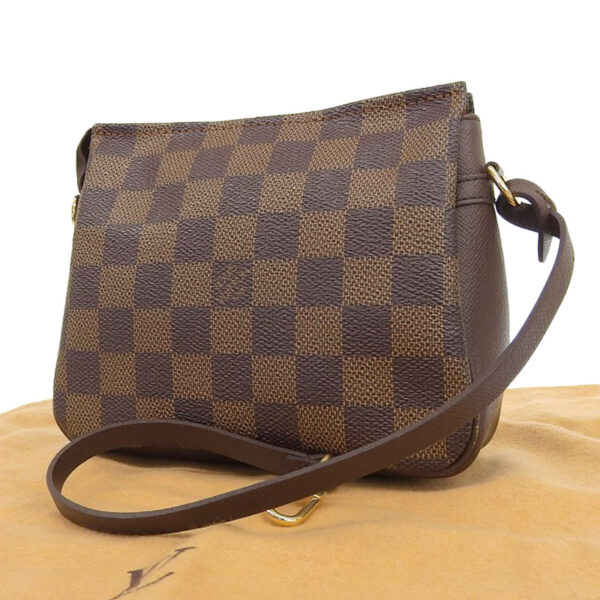 lv1580 2 Louis Vuitton Damier Truth Canvas Handbag