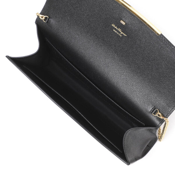 mb 21296505 Ferragamo G Clip Leather Clutch Bag Black