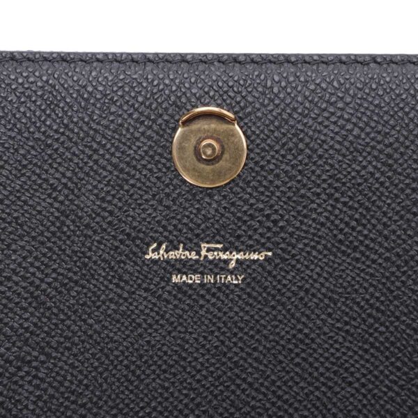 mb 21297208 Ferragamo Gancini Leather Handbag Black