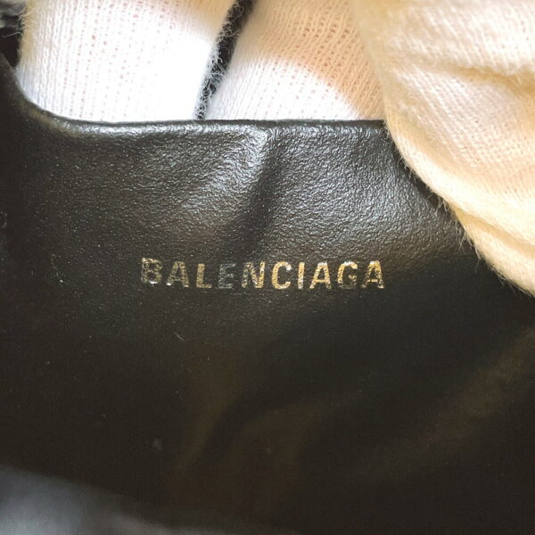 n2118649 10 Balenciaga Bucket Bag Everyday Leather Yellow