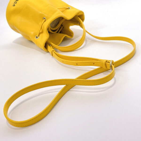 n2118649 8 Balenciaga Bucket Bag Everyday Leather Yellow