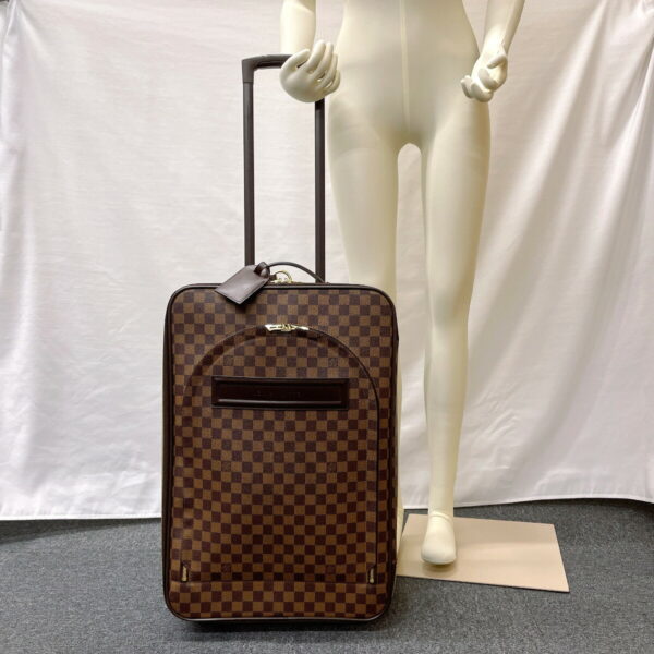 n3102727 13 Louis Vuitton Pegasus 55 Suitcase Damier Canvas Brown