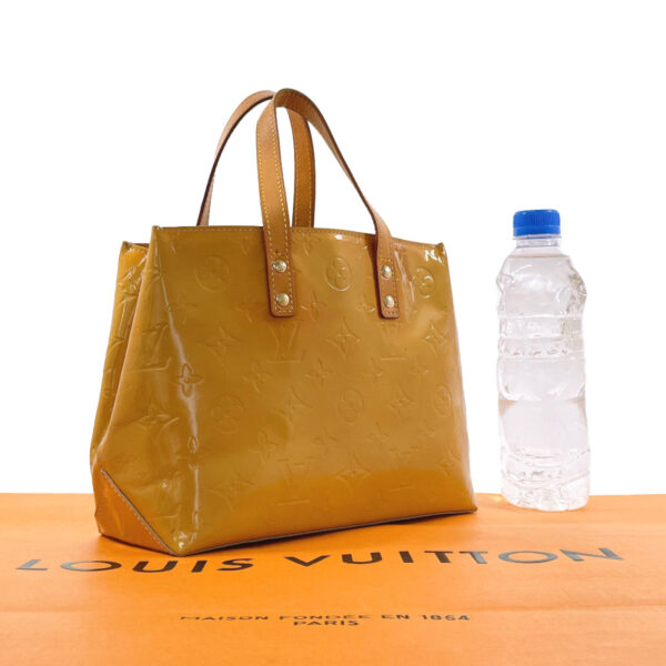 n3112903 2 Louis Vuitton Lead PM Handbag Monogram Vernis Yellow