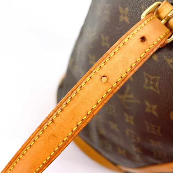 n3112945 12 Louis Vuitton Bucket GM Tote Bag Monogram Brown