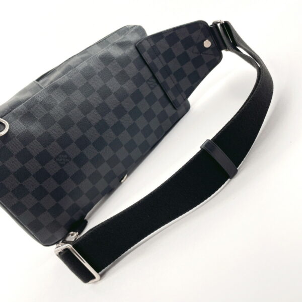 n4023890 7 Louis Vuitton Avenue Sling Bag Body Bag Damier Graphite Black