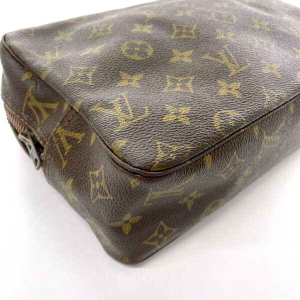 n4023930 5 Louis Vuitton True Toilette 28 Pouch Monogram Canvas Brown