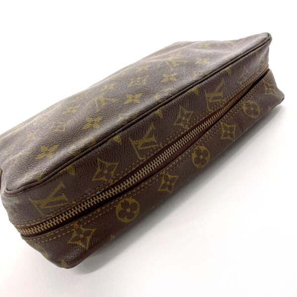 n4023930 7 Louis Vuitton True Toilette 28 Pouch Monogram Canvas Brown