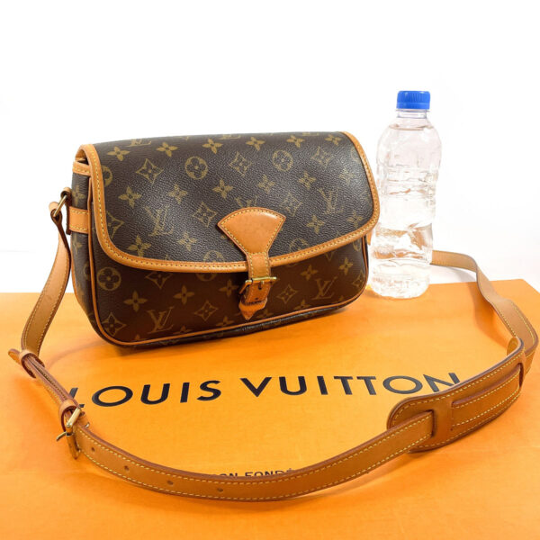 n4054810 2 Louis Vuitton Sologne Shoulder Bag Monogram Brown