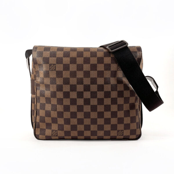 n4064811 1 Louis Vuitton Naviglio Shoulder Bag Damier Brown